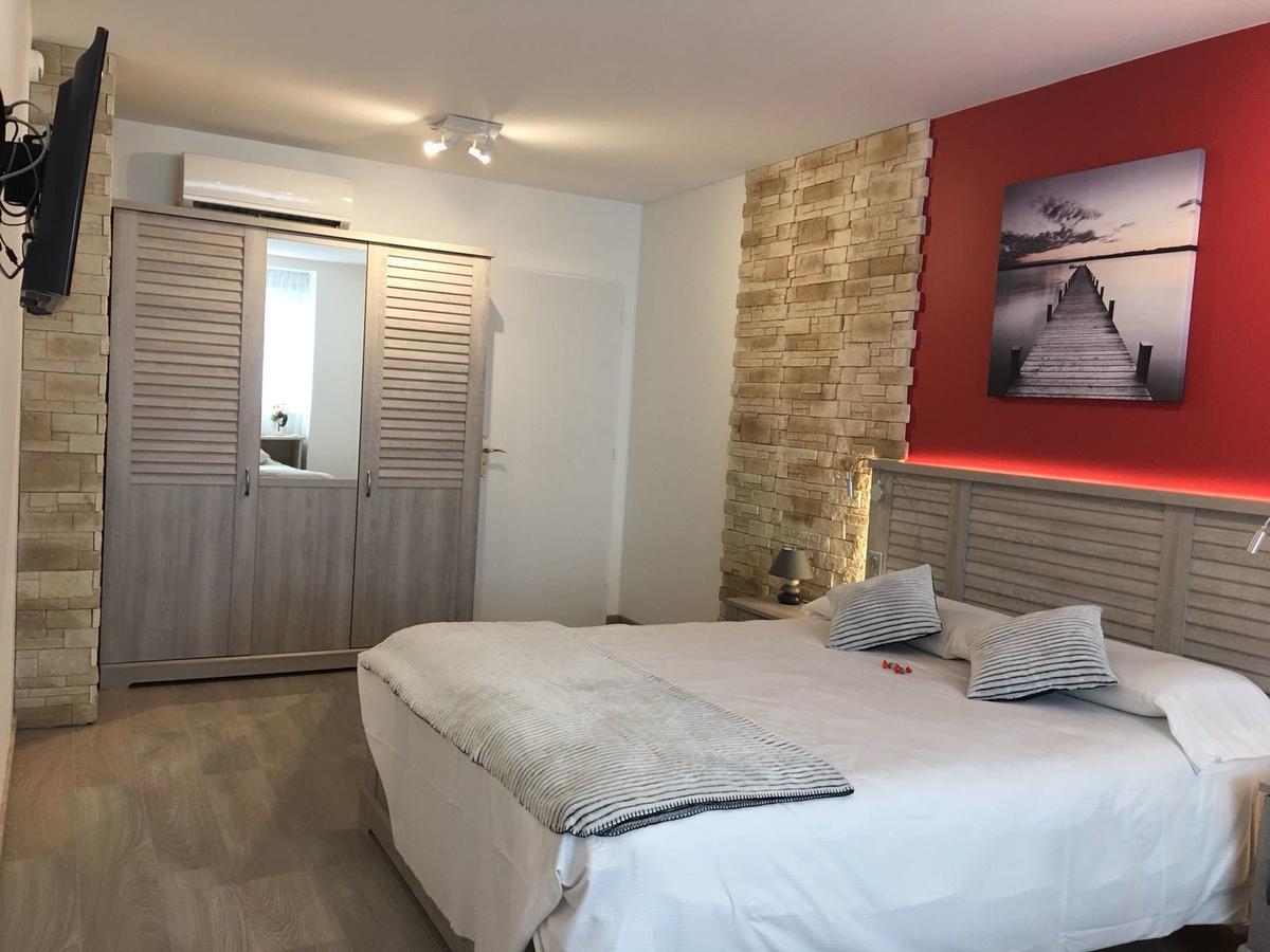 Hotel Terranostra Tarascon-sur-Ariège Zewnętrze zdjęcie